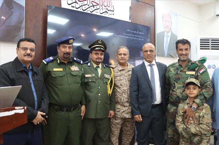 العقيد نقيب اليهري يناقش بنجاح بحث تخرّجه