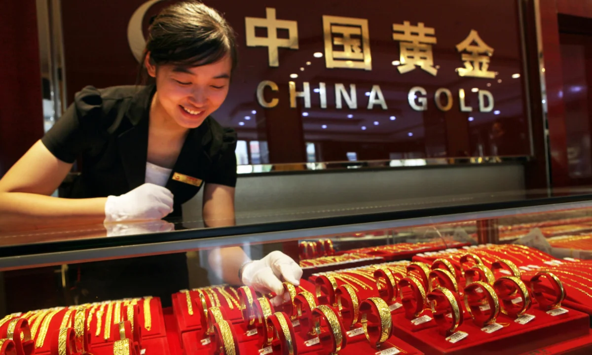 الصين تعيد تشكيل سوق الذهب بوقف الإعفاء الضريبي كيف سيؤثر