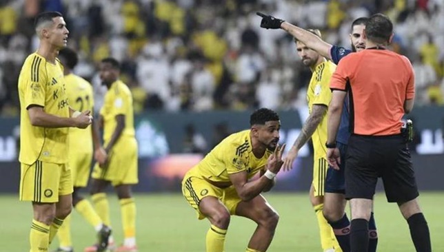 جدل ركلة جزاء النصر وطرد فابينيو يصل طاولة لجنة الحكام - سبورت 360