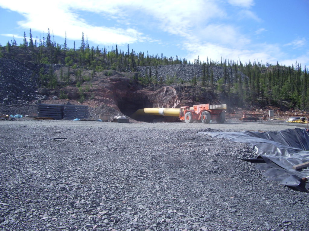 حصلت شركة فورتشن مينييرالز على قرض لبناء مصفاة ألبرتا لمشروع