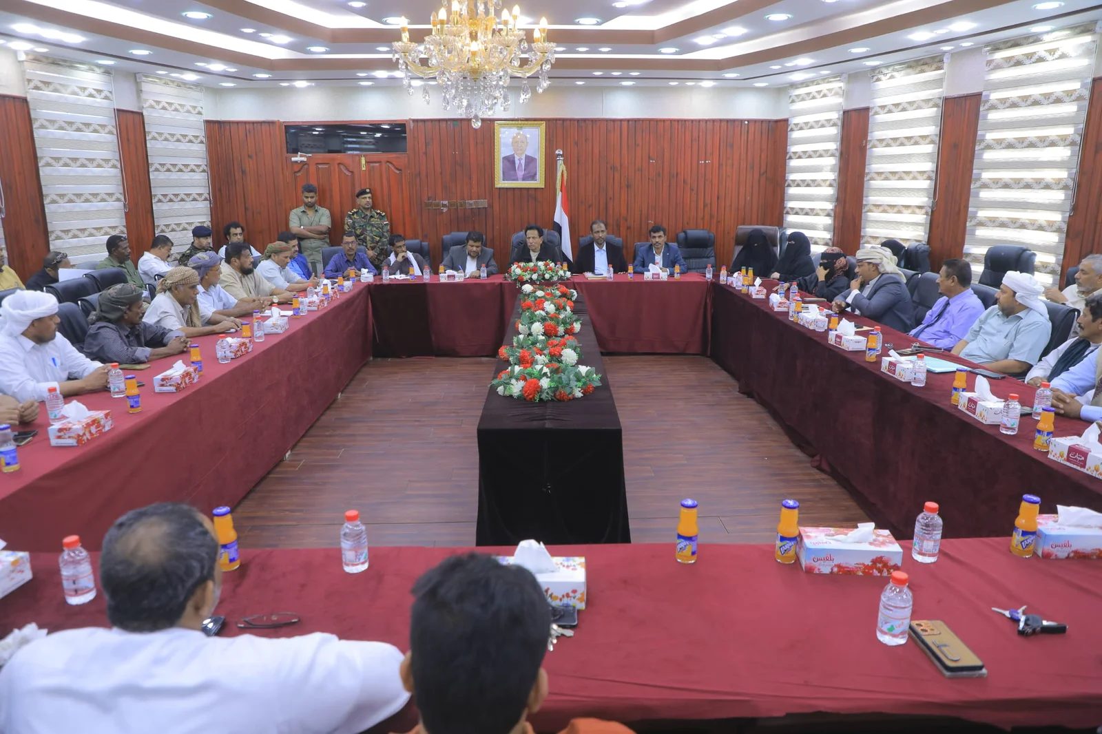 رفض محلي لإغلاق ميناء نشطون في المهرة تباين واضح في