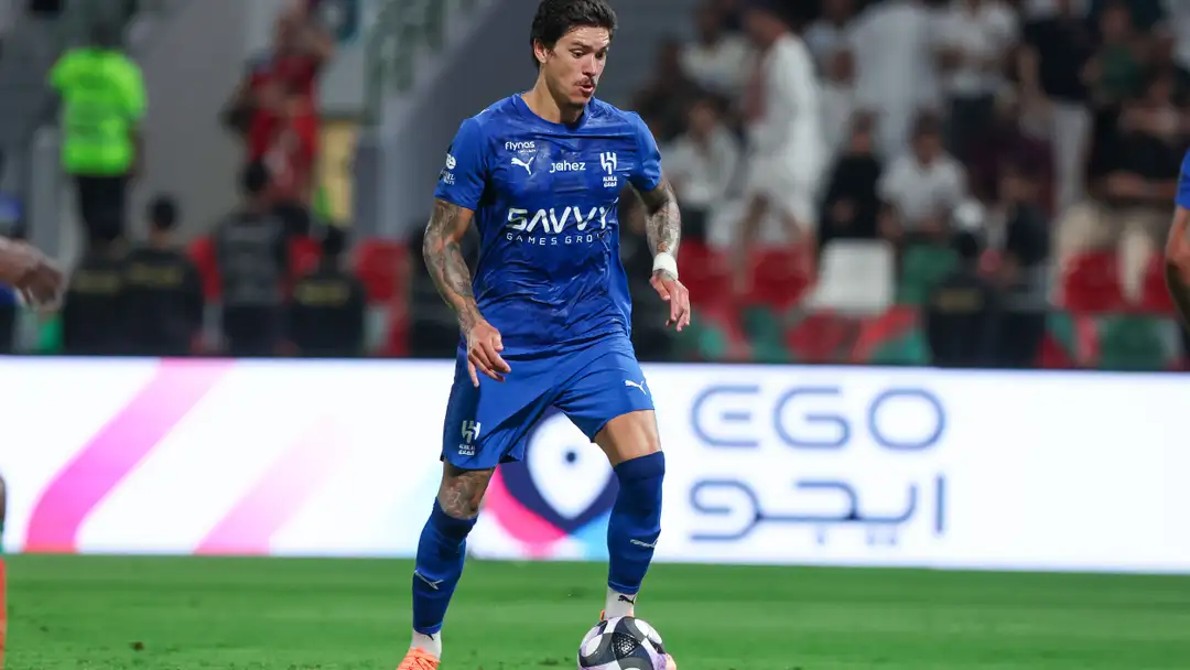 Al-Hilal vs Al-Fateh.. موعد مباراة الهلال ضد الفتح اليوم والقنوات الناقلة والتشكيل في دوري روشن السعودي للمحترفين 2025