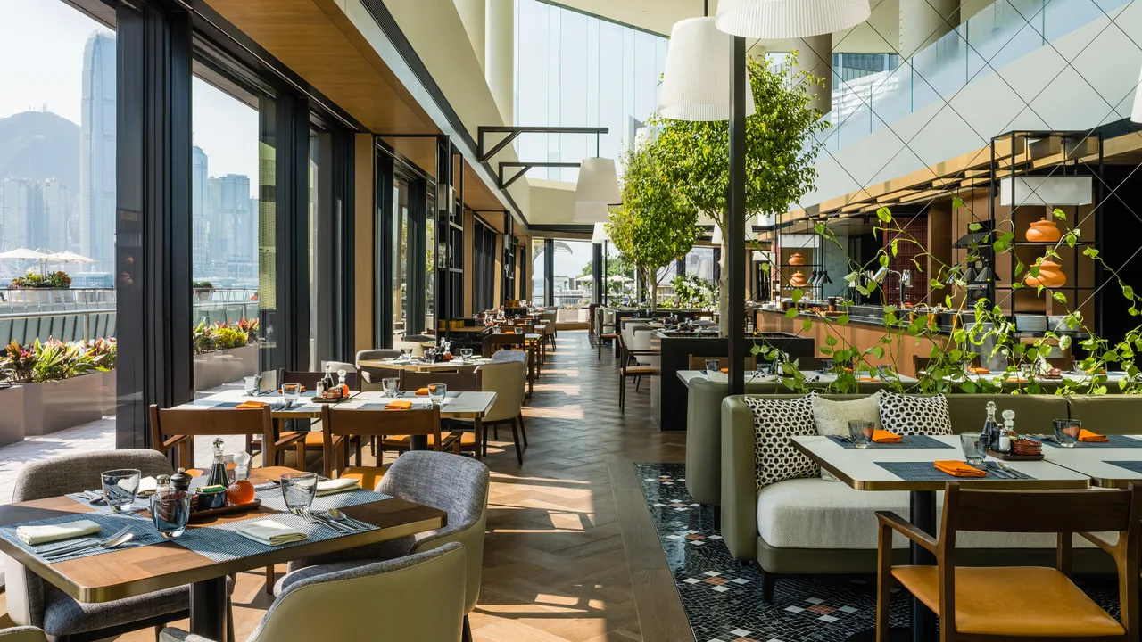 أفضل 15 فندقًا في هونغ كونغ للإقامة الفاخرة الأسطورية والأماكن