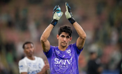 احتفالات لنجوم دوري روشن خلال التوقف الدولي