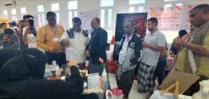 اخبار المناطق – انطلاق البازار الخيري الأول في مديرية القطن