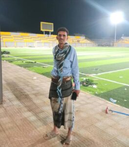 اخبار المناطق – رئيس منتدى شباب أبين يتفقد ملعب نادي عرفان