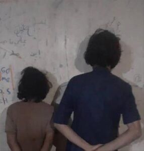 اخبار المناطق – قوات الاستقرار في لودر تعتقل شخصين على خلفية تفجير قنبلة في المدينة