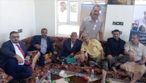 اخبار المناطق – مدير عام قعطبة بكر الشاعري يجتمع باللواء شلال شايع قائد مكافحة التطرف في…