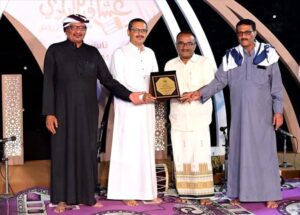 اخبار المناطق – وزير الإعلام والثقافة والسياحة يكرم نادي عشاق الزربادي بدرع التميز