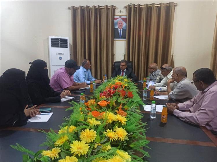 اجتماع يضم رئيس هيئة المواصفات والمقاييس ومدير عام أمن المنطقة الحرة بعدن لمناقشة التنسيق المشترك