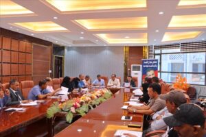 اخبار عدن – الاجتماع الدوري للمكتب التنفيذي في مديرية خورمكسر يتناول قضايا الصرف الصحي