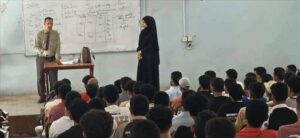 اخبار عدن – بداية جديدة لكلية العلوم الإدارية في جامعة عدن مع استقطاب الطلاب الجدد