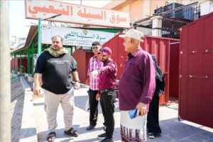 اخبار عدن – بن جرادي يزور مشروع القطاع التجاري النسائي في السيلة