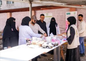 اخبار عدن – حملة توعية ووجبة خيرية لدعم مرضى سرطان الثدي في مركز بصيرة للطوارئ التوليدية