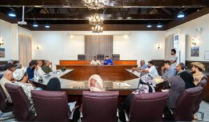 اخبار عدن – مدير عام صيرة يؤكد على تحسين الخدمات وزيادة الإيرادات