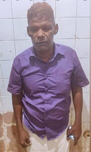 اخبار وردت الآن – أبين: القبض على مشتبه به في أعمال السحر والشعوذة من قبل الحزام الأمني