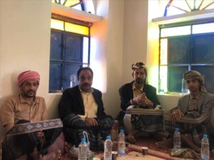 اخبار وردت الآن – مدير عام مديرية جردان يقوم بزيارة الشاعر علي ناصر الحكم لتهنئته على فوزه.