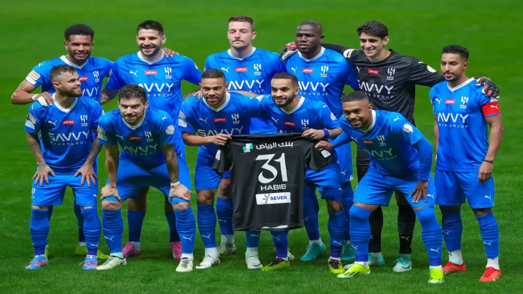 الزعيم لا يرحم.. الهلال يفجر قنبلة الموسم ويضم 12 موهبة جنونية في صدمة لكل أندية دوري روشن!! (صورة)