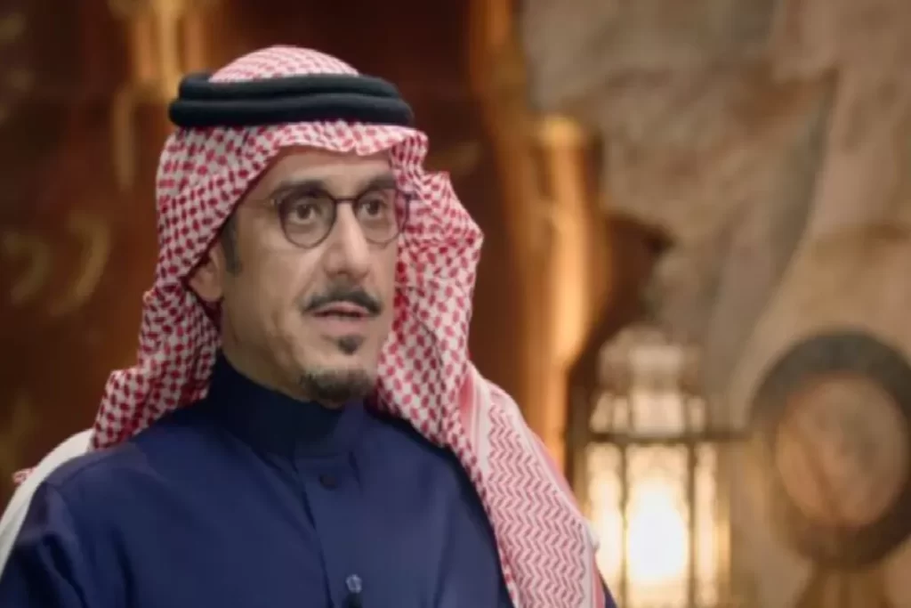 الناقد مبارك الشهري.