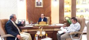تحديثات عدن – وزير الرعاية الطبية يتفقد الحالة الصحية في محافظة أبين برفقة الدكتور محمد حسين القادري