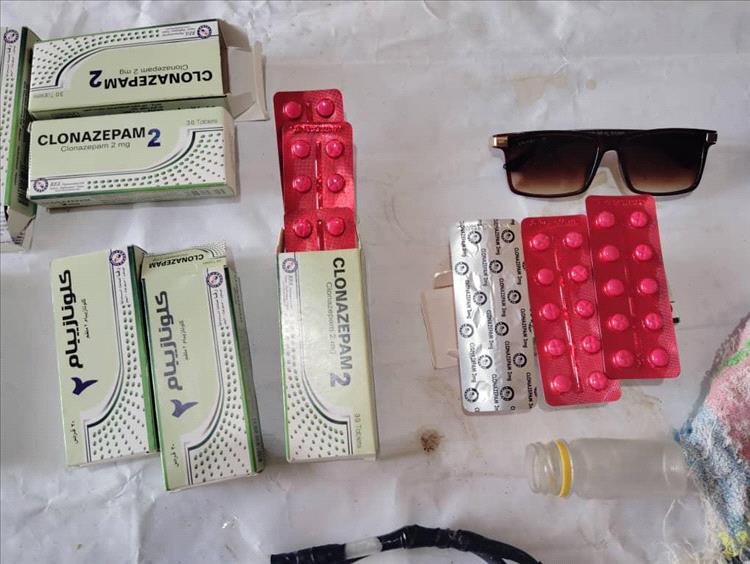 مكافحة المخدرات بساحل حضرموت تُطيح بثلاث عصابات لترويج الشبو والحشيش والحبوب في مدينة المكلا