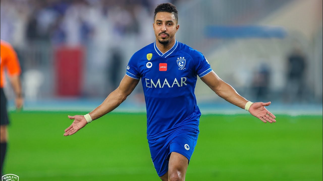 سالم الدوسري يسعى لكتابة التاريخ ضد الجزائر في المباراة المنتظرة