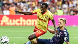 سعود عبدالحميد يضع حدًا لتأكيد عودته إلى الدوري السعودي | كووورة