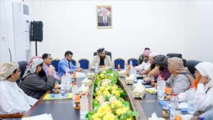 عدن: نائب وزير الأوقاف يجتمع مع مديري المديريات وإدارات الأوقاف في لقاء موسع