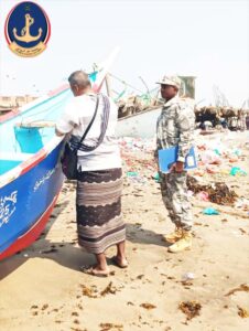 عدن نيوز – خفر السواحل وهيئة المصائد في أبين تواصلان الجهود الميدانية لتسجيل وترقيم قوارب الصيد