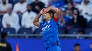 عناوين الهلال لهذا اليوم | سالم يتفوق على نجم النصر .. إصابة تثير القلق لإنزاجي واستراتيجية ذكية لتعويض غياب بونو وكوليبالي! | العربية Goal.com