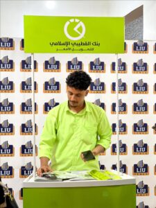 عناوين عدن – فريق القطيبي شلن ينظم حملة توعوية في الجامعة اللبنانية لتعزيز الوعي المالي