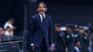 قرار صعب.. إنزاجي يكتشف استراتيجية جديدة للجبهة المثيرة للجدل | كووورة