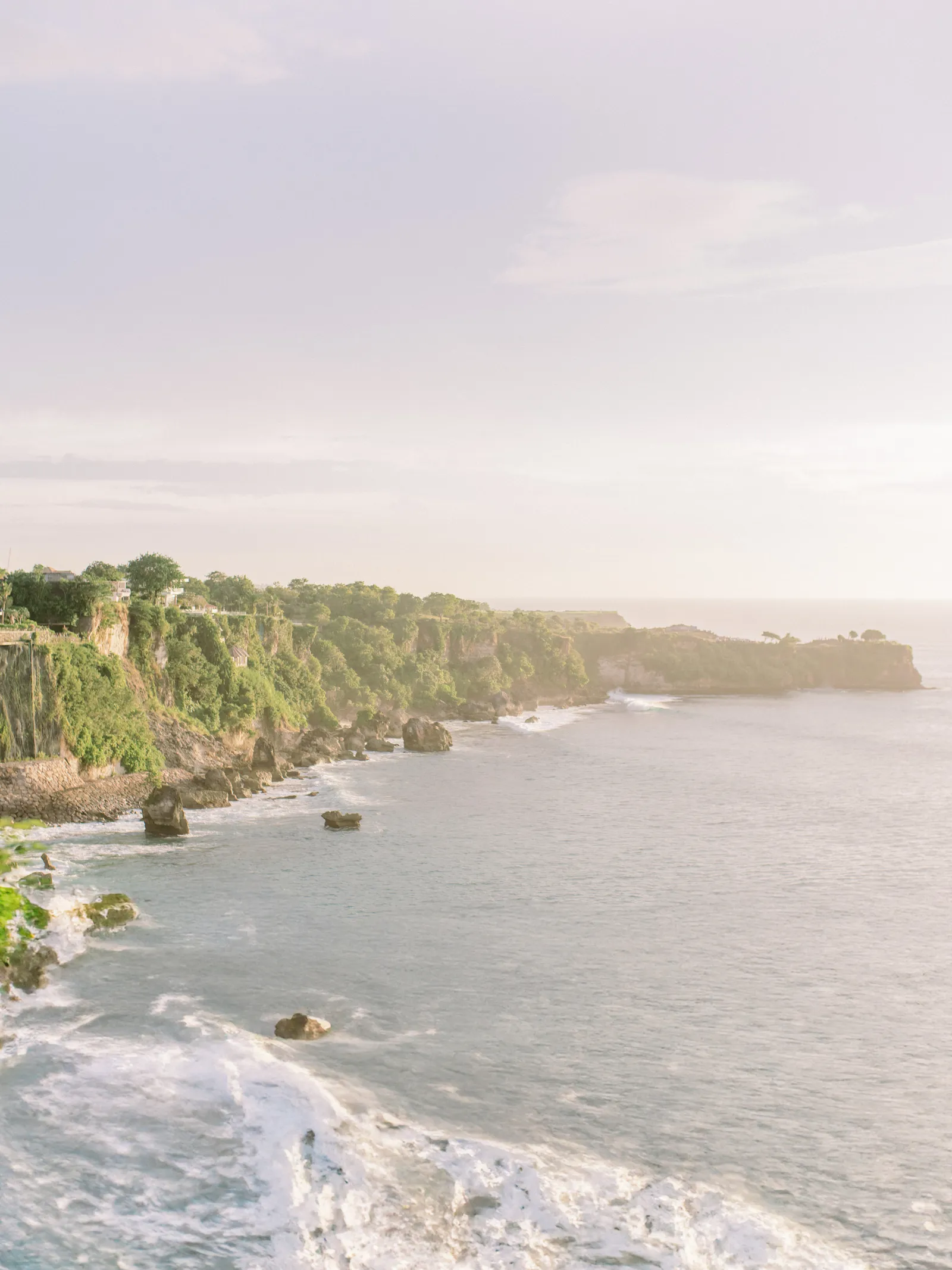 قد تحتوي الصورة على الطبيعة، الهواء الطلق، البحر، الماء، الشاطئ والساحل