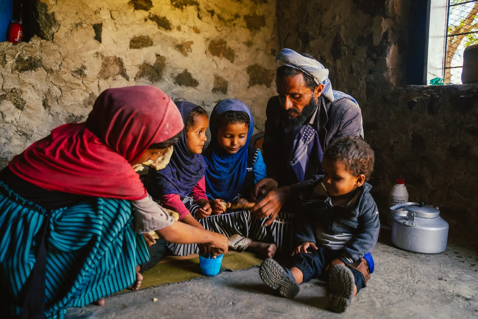 نصف سكان اليمن يعانون من الجوع تقرير دولي ينبه من