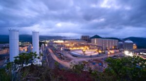 يجري “باريك” تغييرات في القيادة والعمليات سعياً لتصحيح مسارها