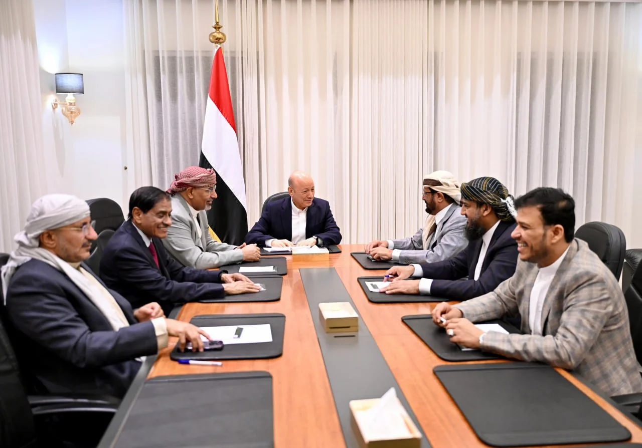 الصراع في اليمن تصاعد الانقسام داخل المجلس الرئاسي بين النفوذين