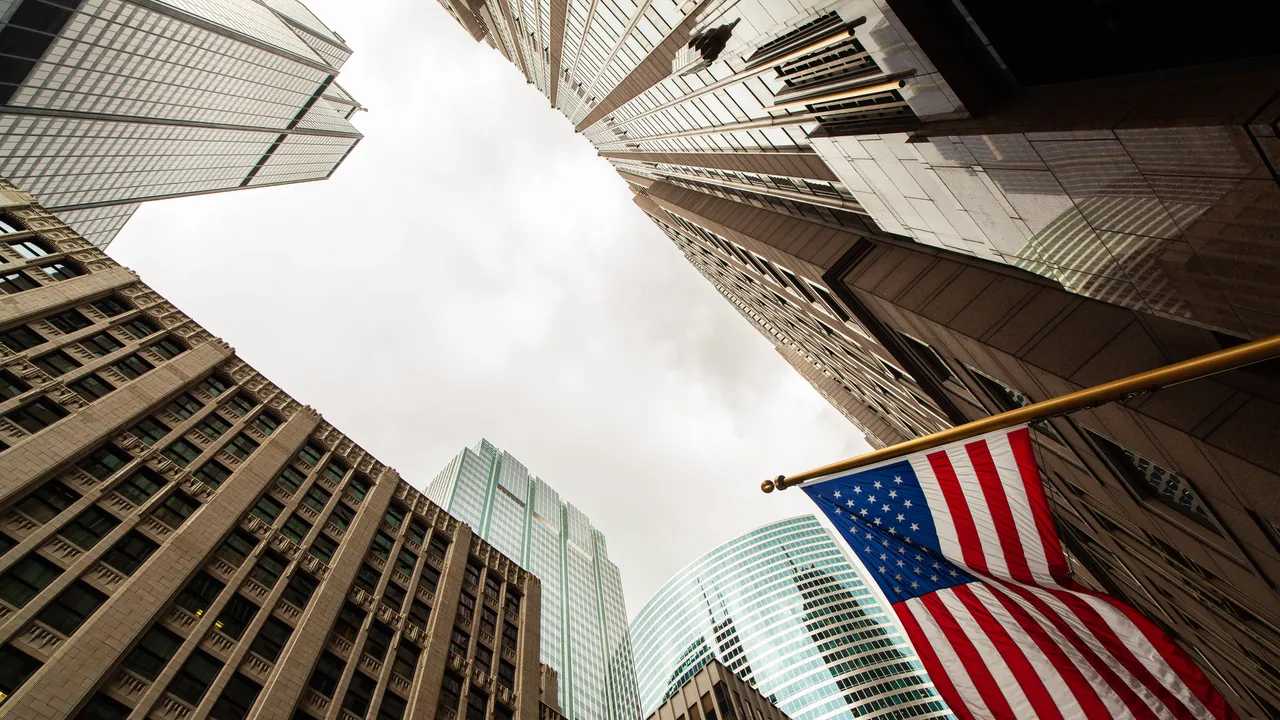 يمكن أن يُطلب من الزوار إلى الولايات المتحدة تقديم تاريخ