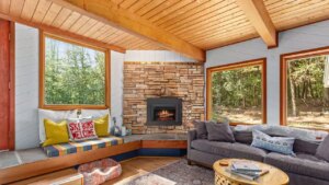 23 مكانًا للإقامة في فيرمونت لقضاء تجربة التزلج المثالية على ساحل الشرق