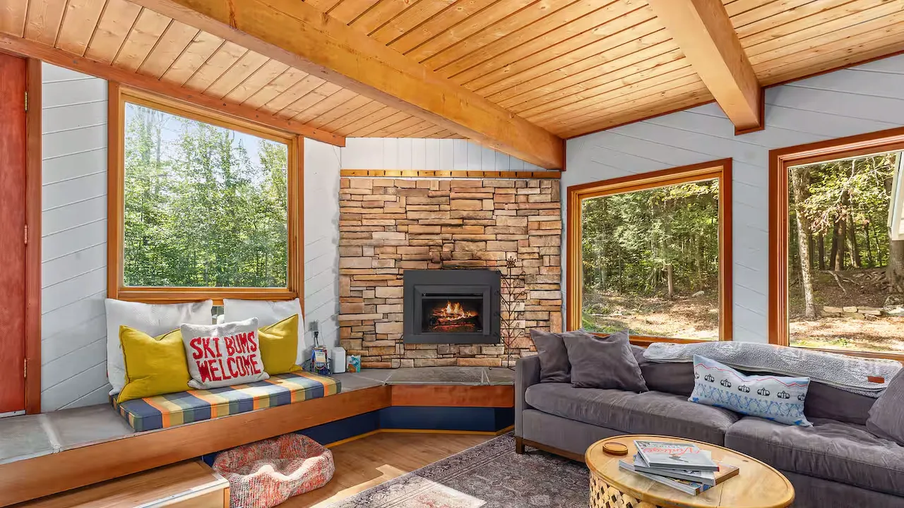 23 مكانًا للإقامة في فيرمونت لقضاء تجربة التزلج المثالية على