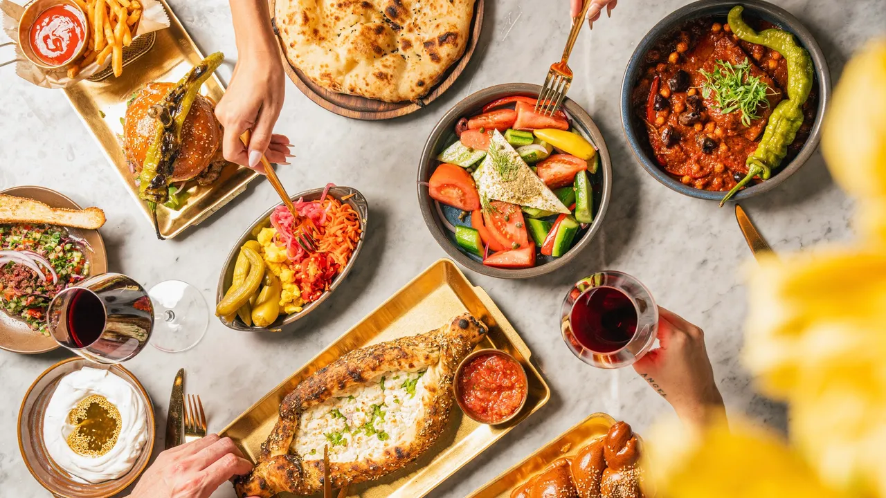 Condé Nast Traveler