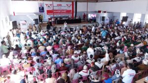 اخبار المناطق – اجتماع شامل لشيوخ ووجهاء الحجرية يعبرون عن دعمهم للرئيس العليمي واستمرار المقاومة