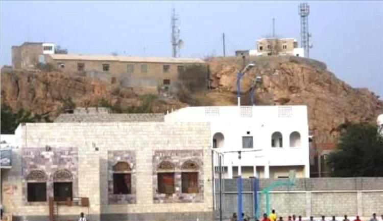 السلطة المحلية خنفر : نقطة الجباية قرب جسر