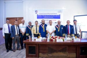 اخبار عدن – رئيس جامعة عدن يحضر مناقشة أول رسالة ماجستير في مركز الدكتور غرامة لإدارة الرعاية الطبية