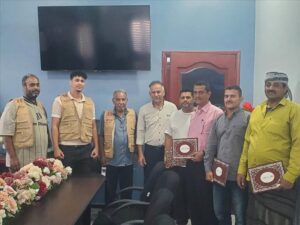 اخبار عدن – مدير عام المعلا يكرّم أربع مخابز متميزة في التزامها بالأوزان والمعايير الصحية