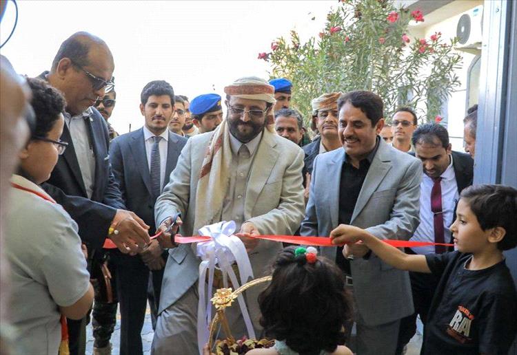 العرادة يدشن عدداً من المشاريع ويتفقد سير العمل في ميدان الشهيد الشدادي وشارع النصر