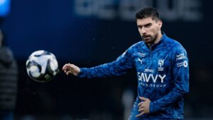 جماهير الهلال تتدخل في مفاوضات نيفيز بأسلوبها الخاص – سبورت 360