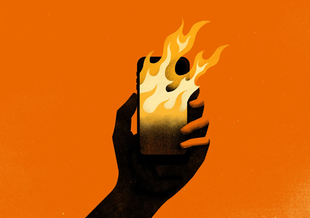 حاكمة نيويورك هوشول توقع مشروع قانون يتطلب وضع ملصقات تحذيرية