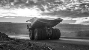 شركة BUMA أستراليا تفوز بتمديد عقد منجم بلاكووتر بقيمة 489 مليون دولار