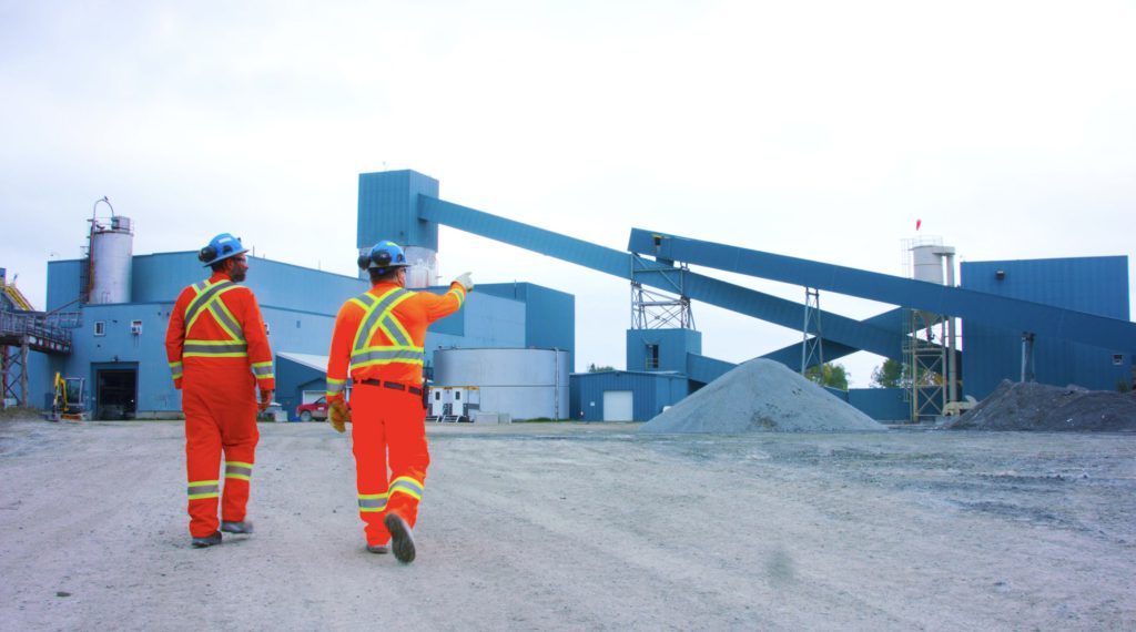 شركة McEwen توسع منطقة الذهب عالية الجودة في منجم فرووم