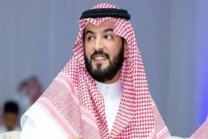فهد بن نافل يتواجد في مدرجات المملكة أرينا ومفاجأة كبيرة تتعلق بمباراة الهلال ضد الخليج